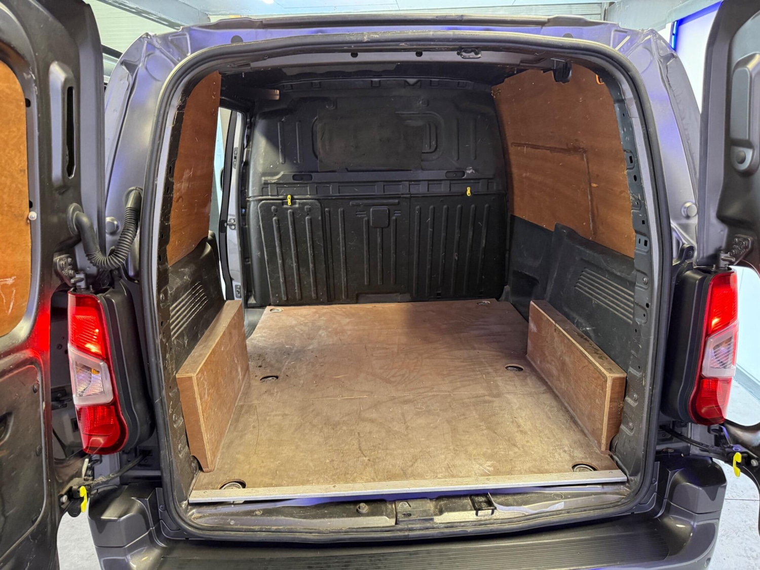 Vehicle 19