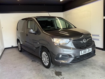 Vauxhall - Combo