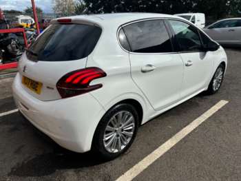 Used Peugeot 208 2017 for sale - 75232720: Photo