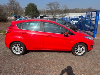 Used Ford Fiesta 2014 for sale - 74136074: Photo