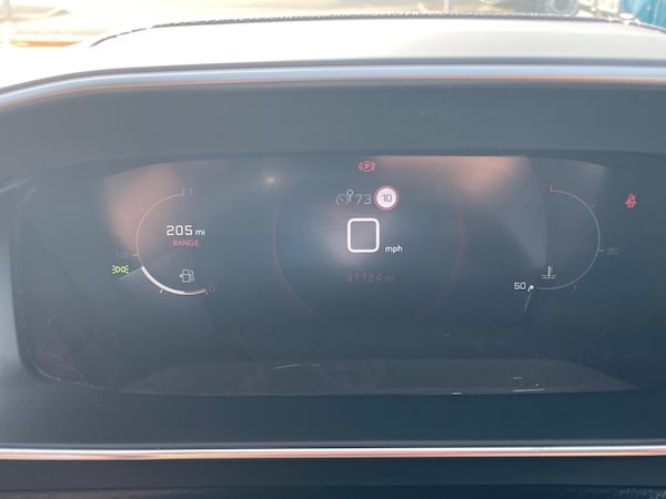Used Peugeot 2008 2022 for sale - 74888456: Photo 37
