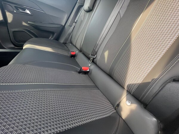Used Peugeot 2008 2022 for sale - 74888456: Photo 63