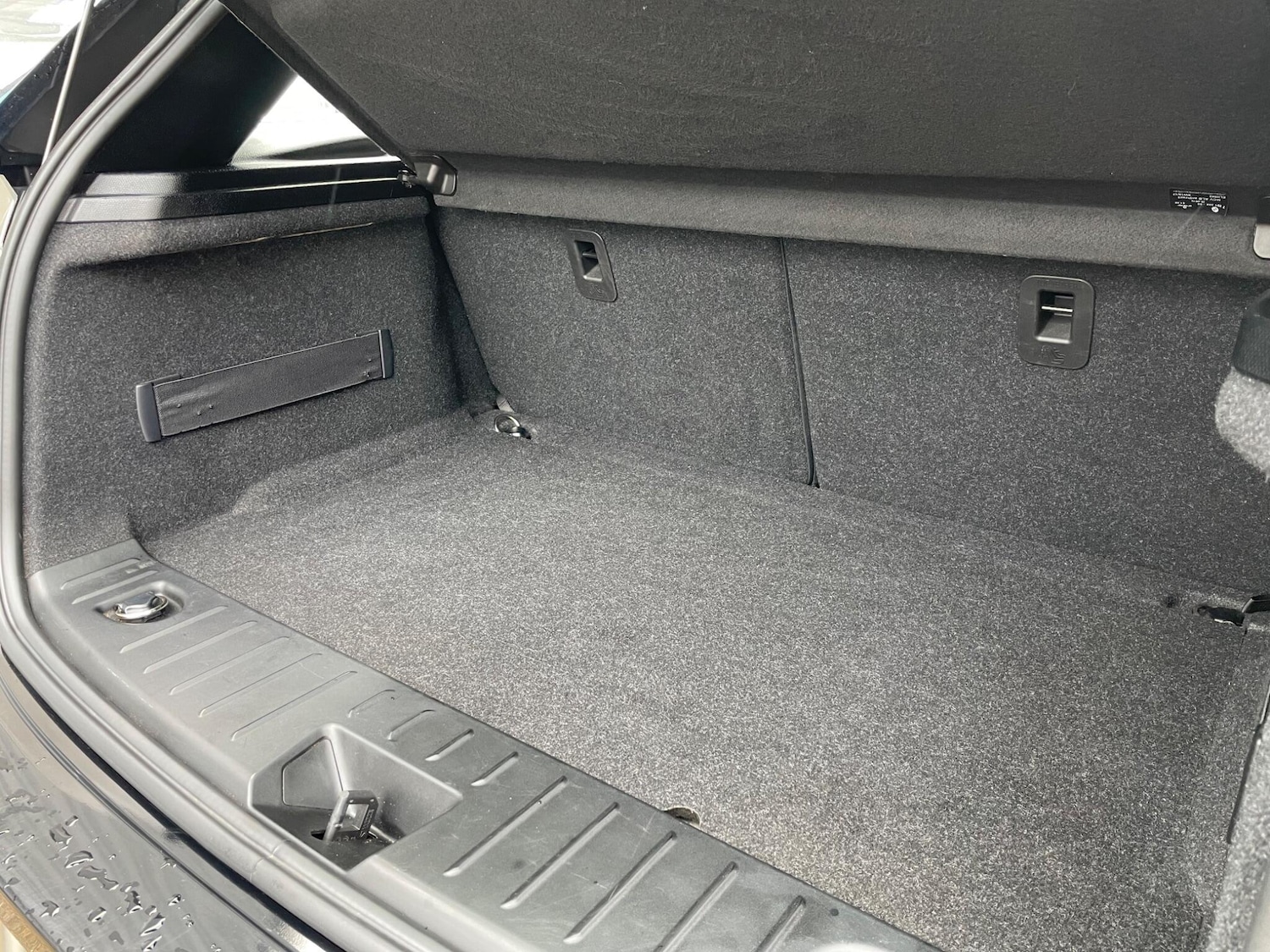 Used BMW i3 2017 for sale - 77598770: Photo 31