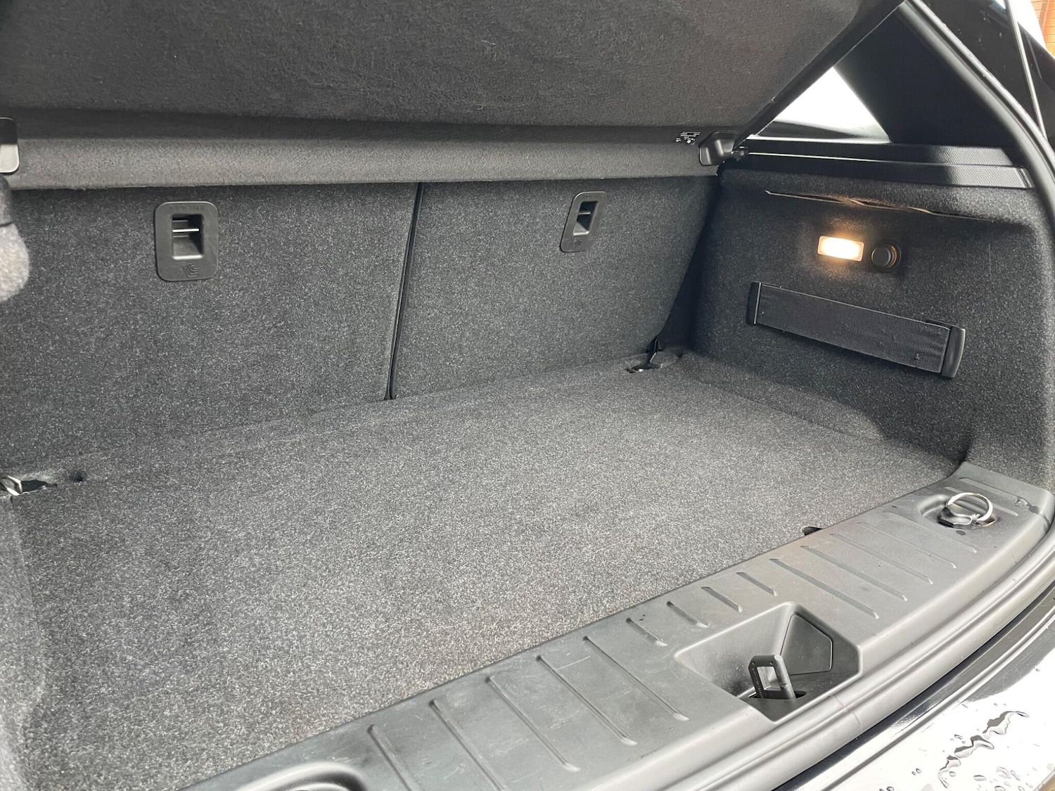 Used BMW i3 2017 for sale - 77598770: Photo 32