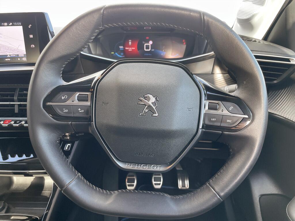 Used Peugeot 208 2023 for sale - 76408861: Photo 11