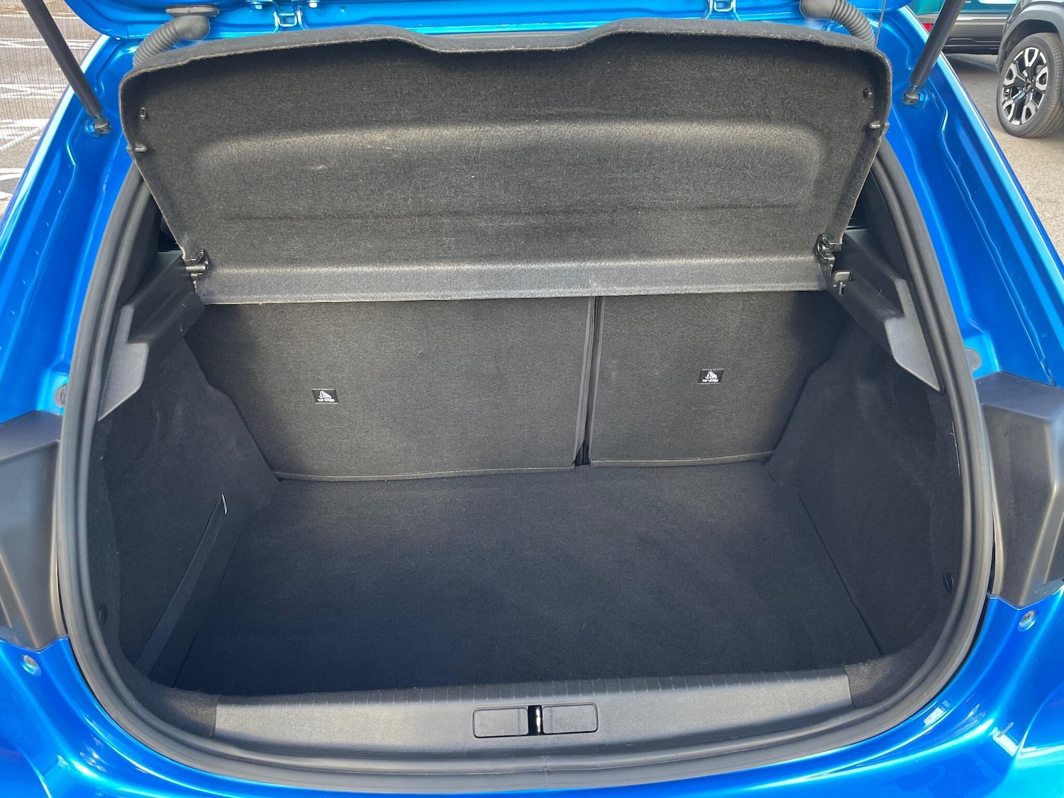 Used Peugeot 208 2023 for sale - 76408861: Photo 29