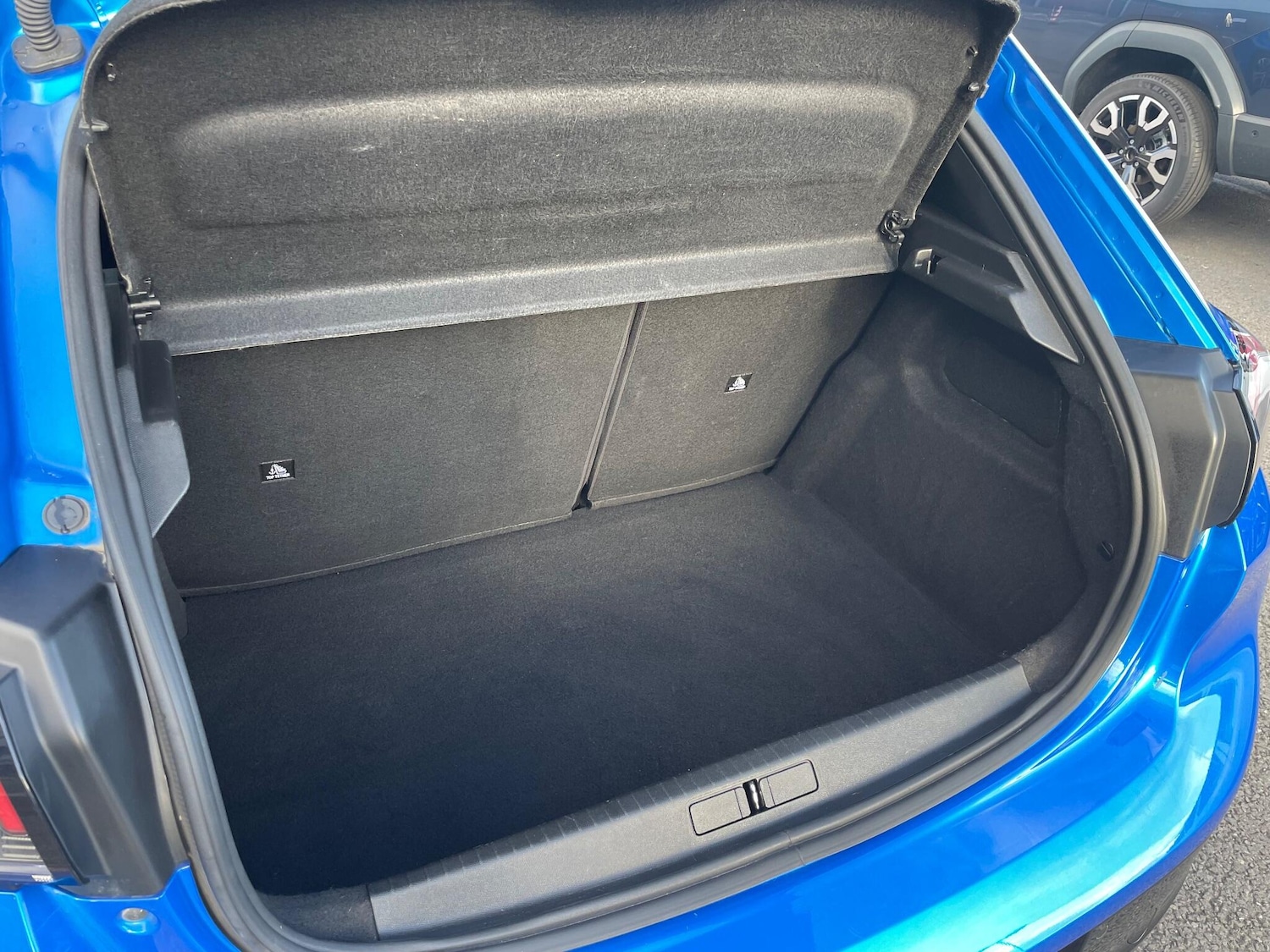 Used Peugeot 208 2023 for sale - 76408861: Photo 30