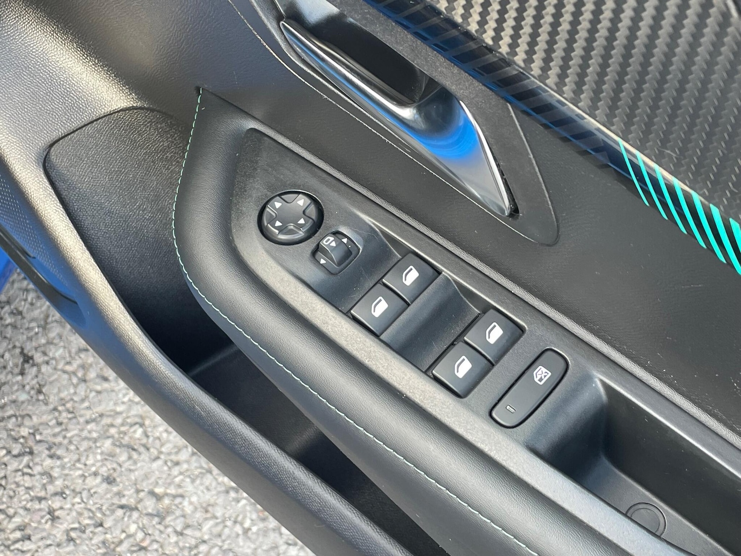 Used Peugeot 208 2023 for sale - 76408861: Photo 32