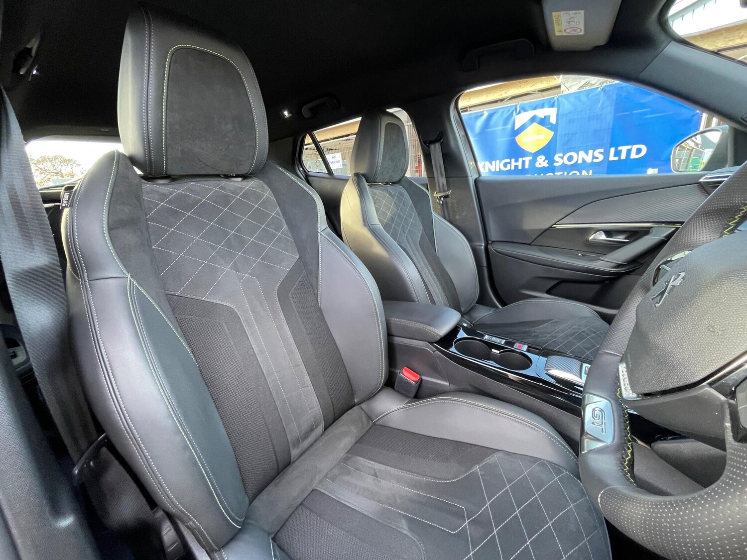 Used Peugeot 2008 2022 for sale - 76701616: Photo 37