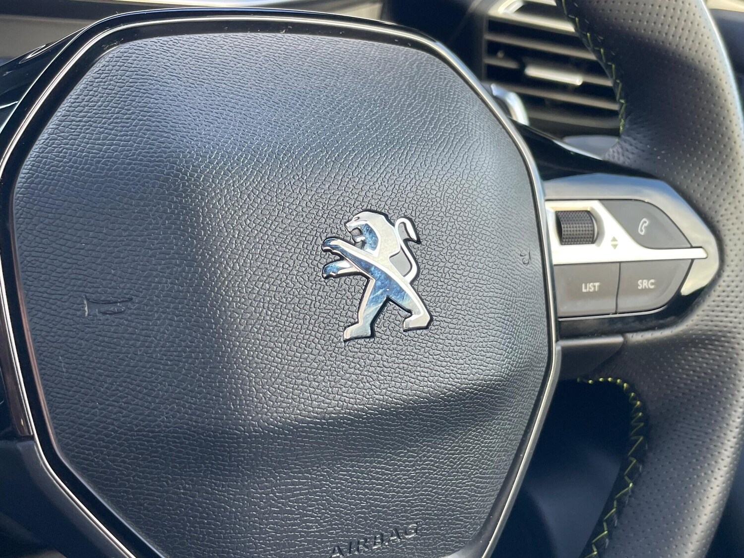 Used Peugeot 2008 2022 for sale - 76701616: Photo 44