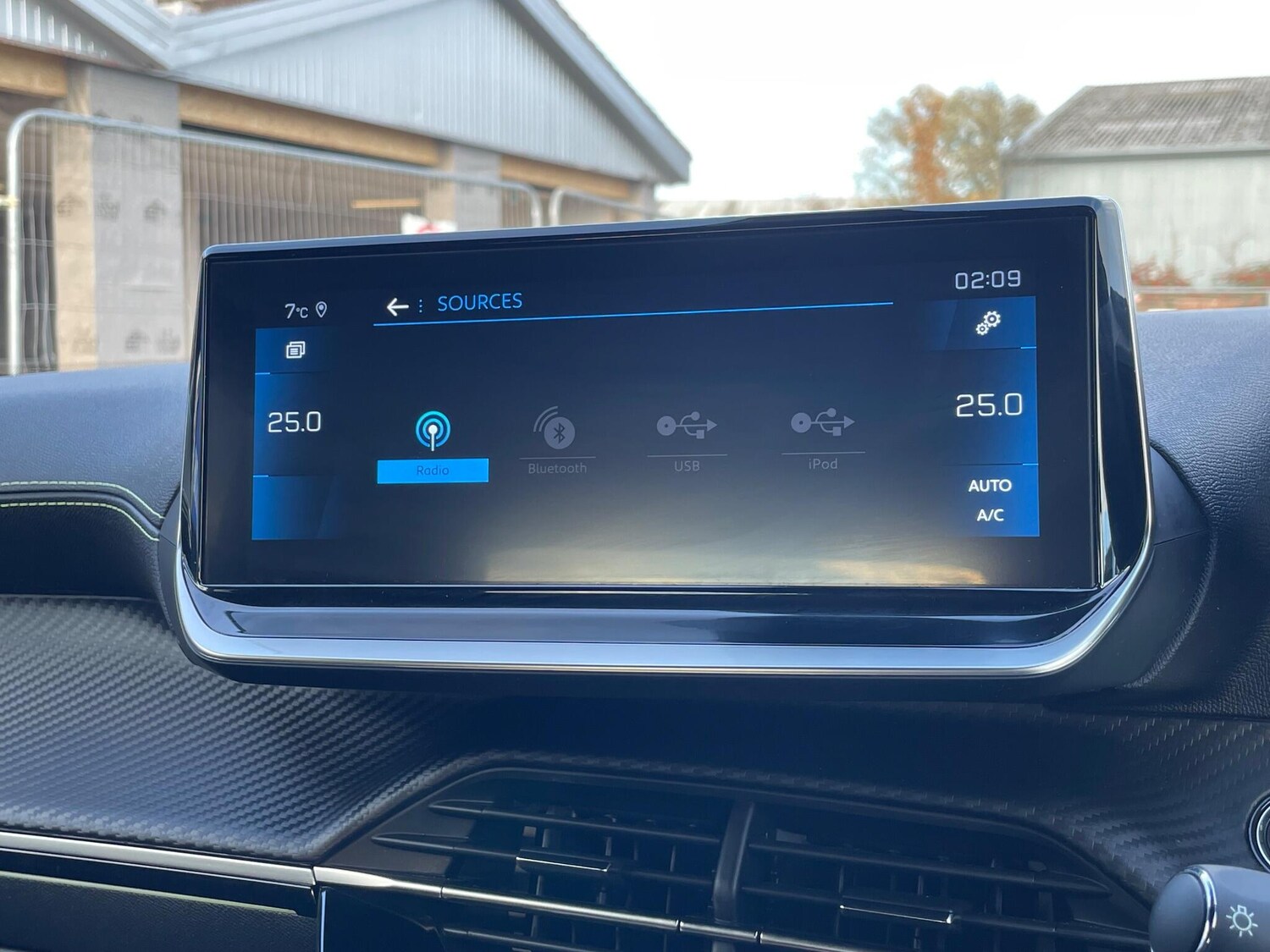 Used Peugeot 2008 2022 for sale - 76701616: Photo 51