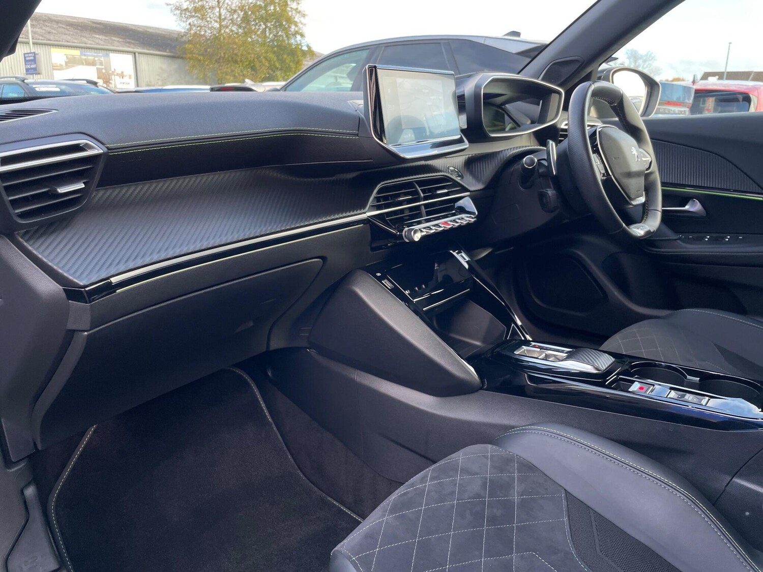 Used Peugeot 2008 2022 for sale - 76701616: Photo 61