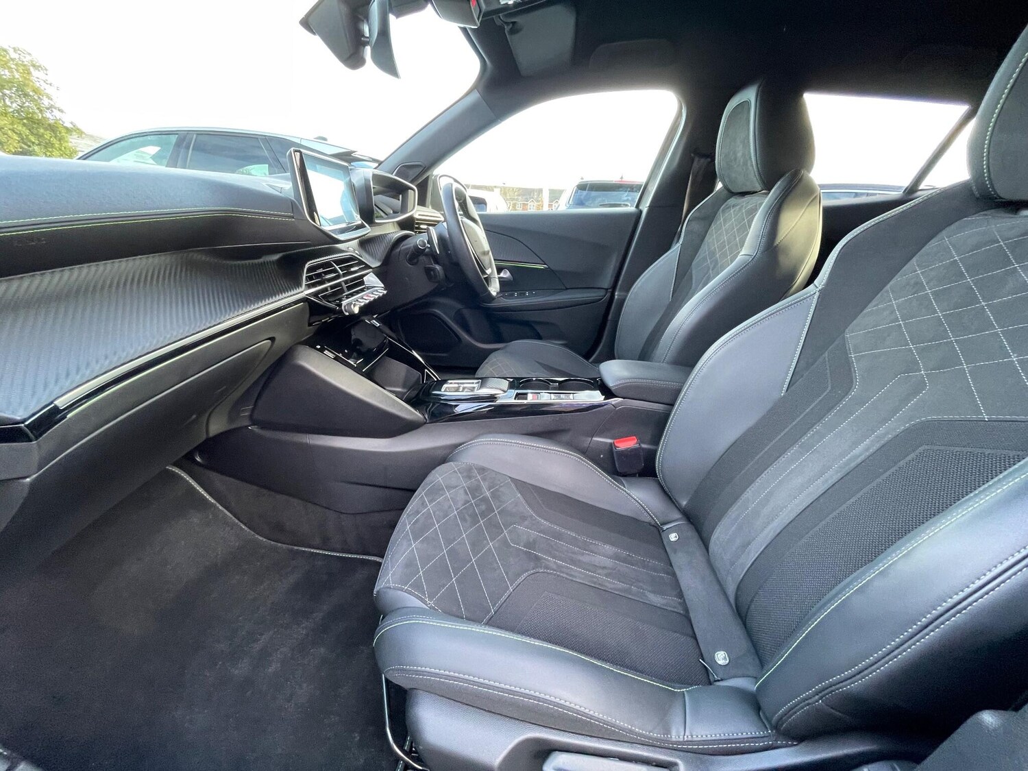 Used Peugeot 2008 2022 for sale - 76701616: Photo 62