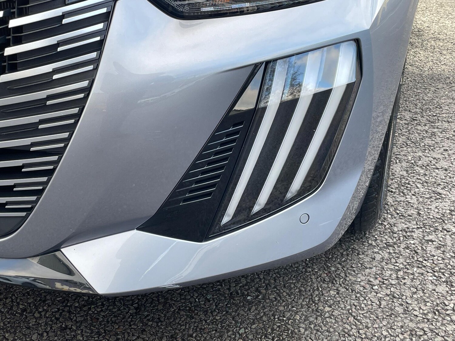 Used Peugeot E-208 2023 for sale - 76786701: Photo 24