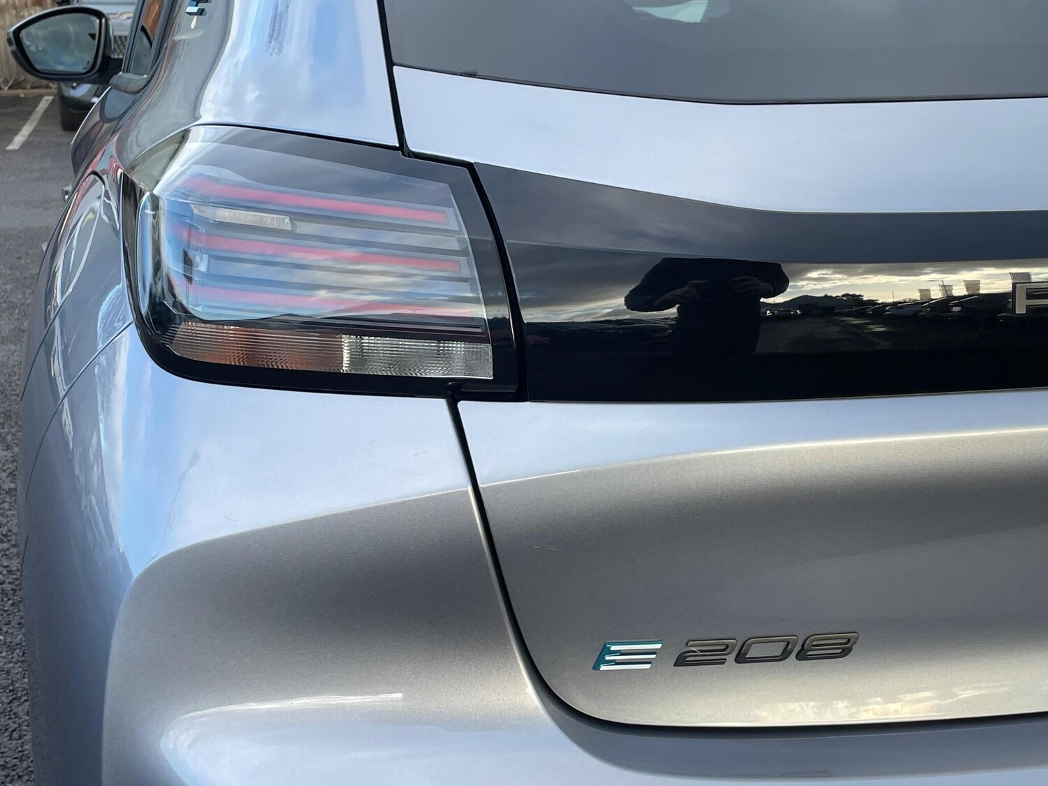 Used Peugeot E-208 2023 for sale - 76786701: Photo 26