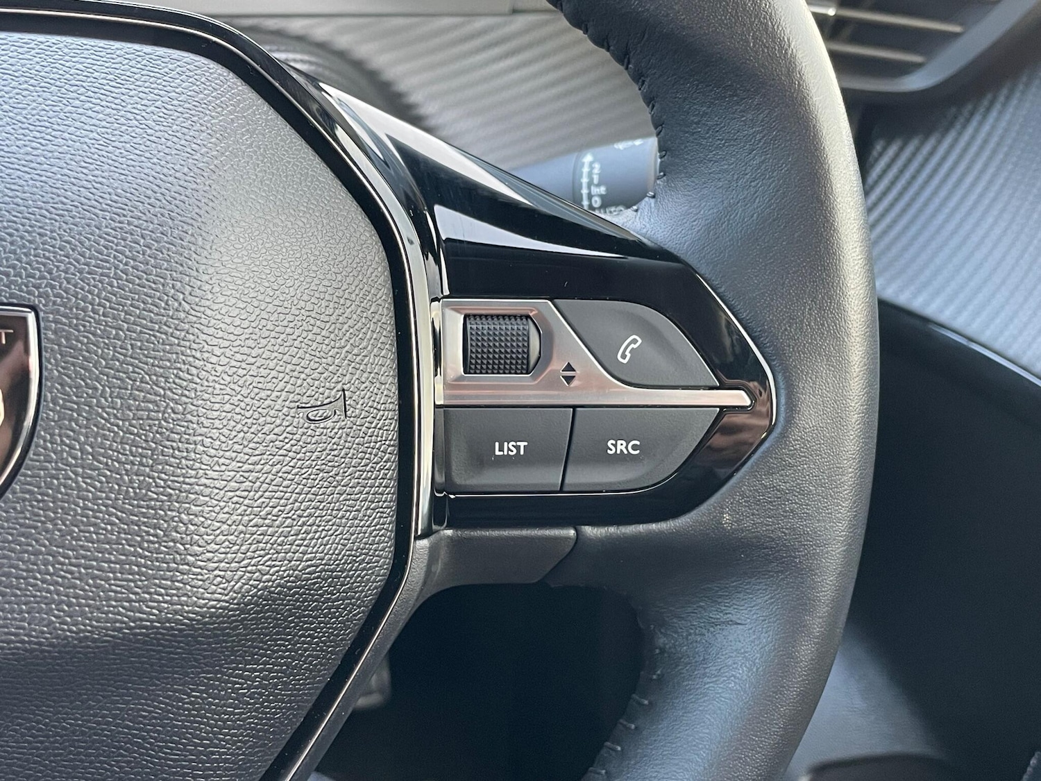 Used Peugeot E-208 2023 for sale - 76786701: Photo 41