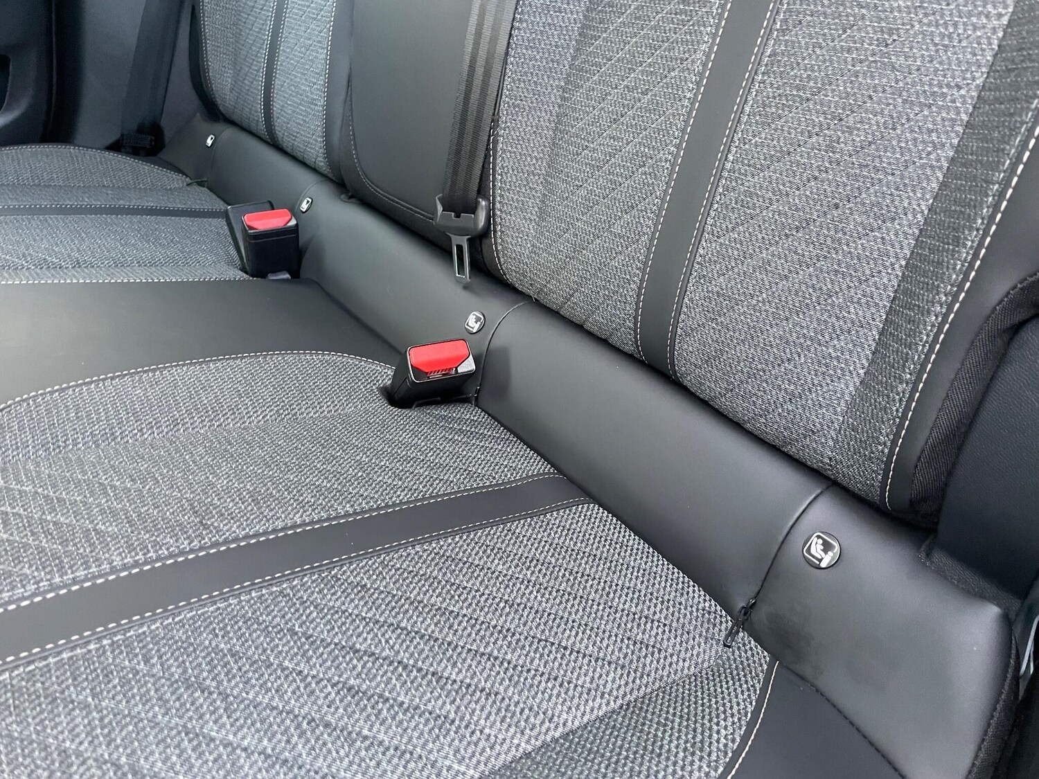 Used Peugeot E-208 2023 for sale - 76786701: Photo 62