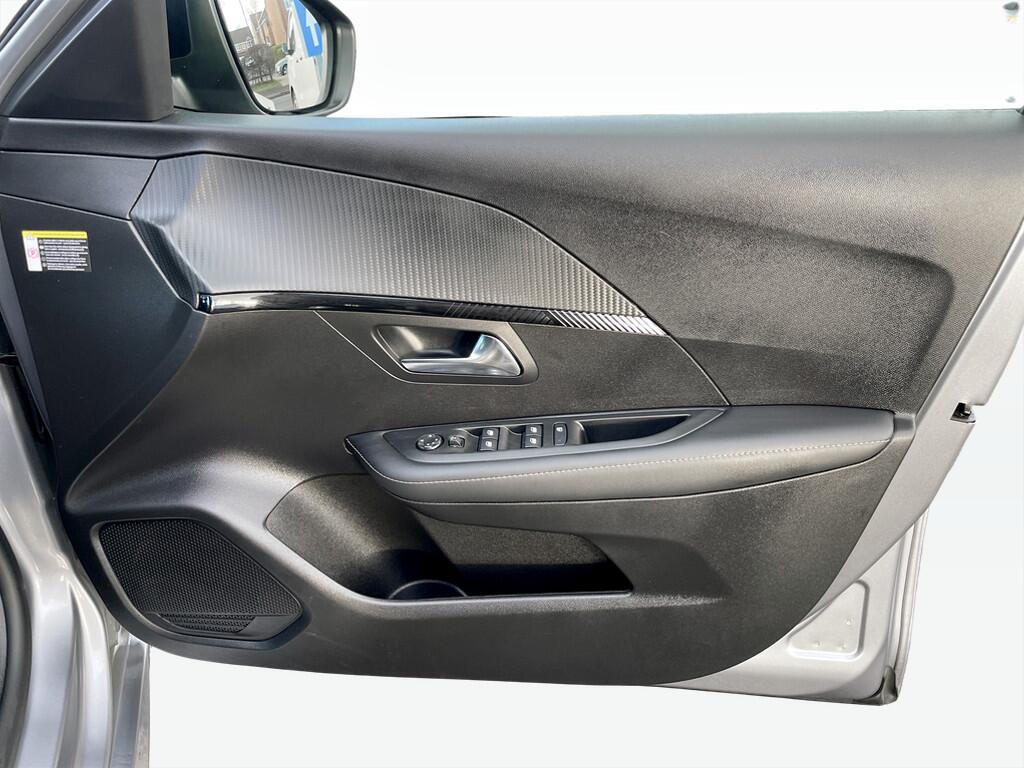 Used Peugeot E-208 2023 for sale - 76786701: Photo 8