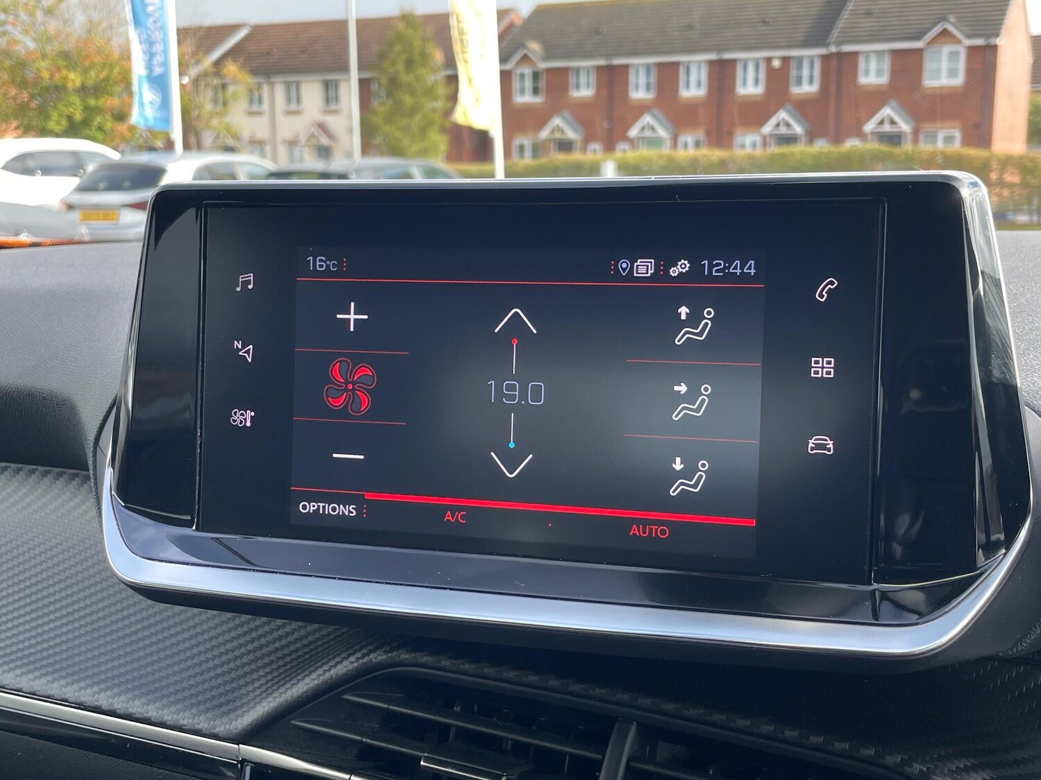 Used Peugeot 2008 2023 for sale - 76246845: Photo 48