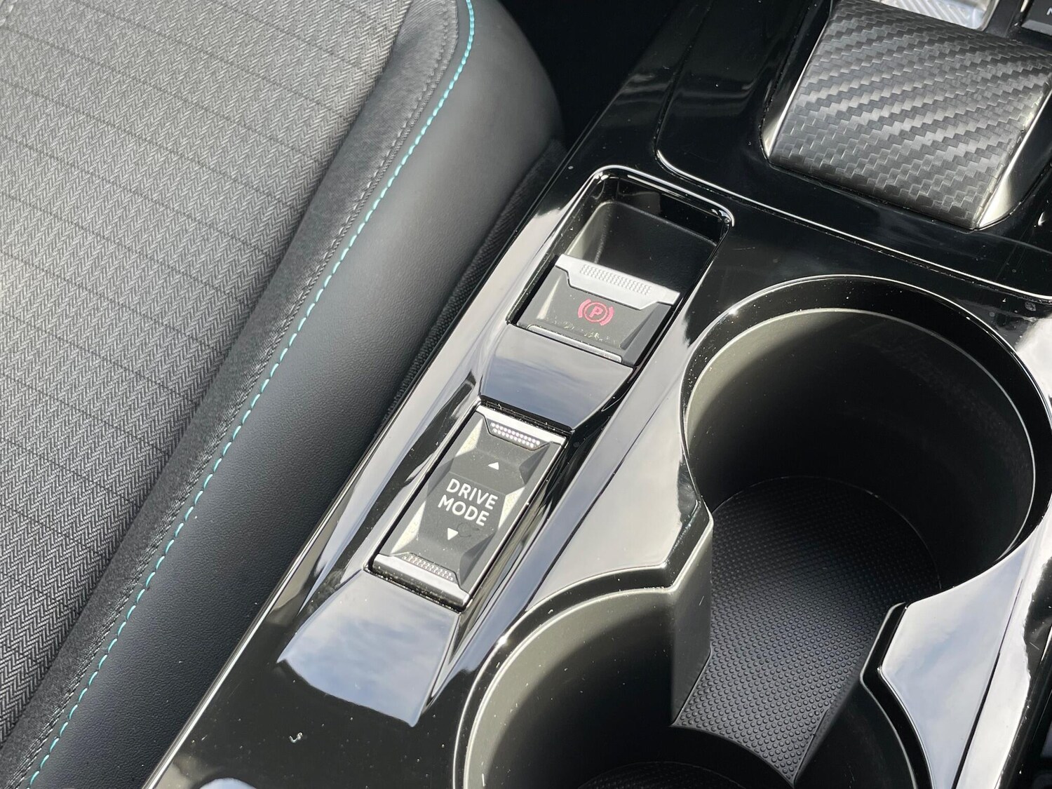 Used Peugeot 2008 2023 for sale - 76246845: Photo 54