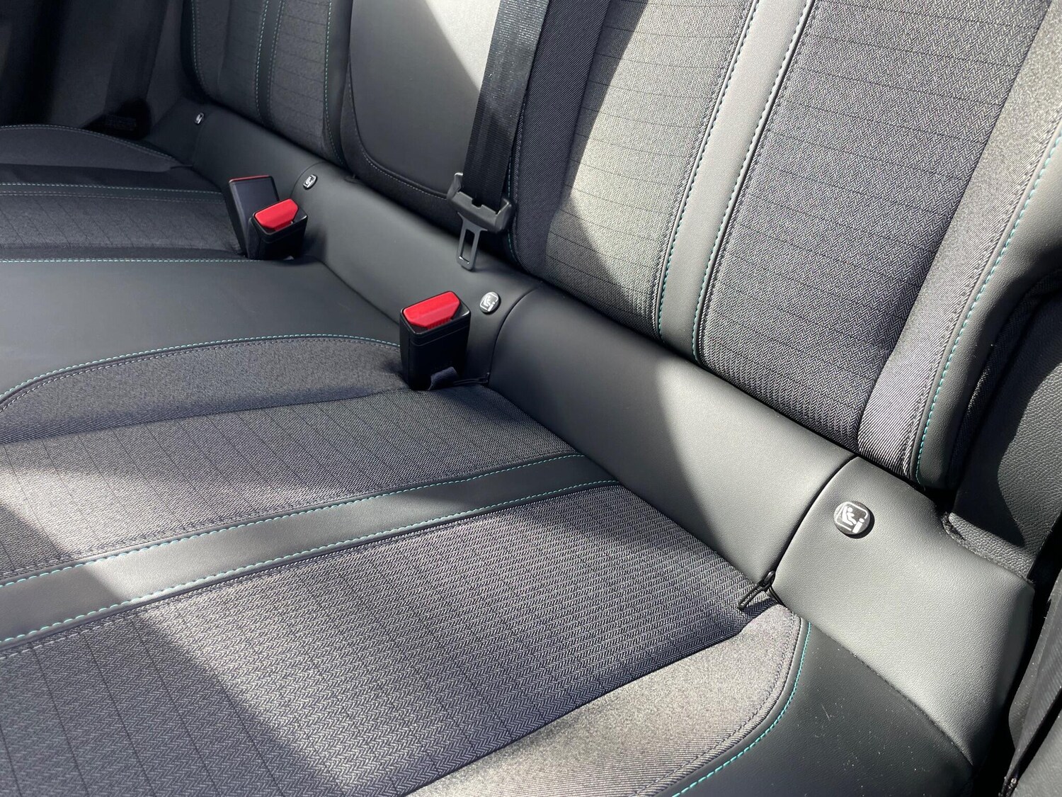 Used Peugeot 2008 2023 for sale - 76246845: Photo 62