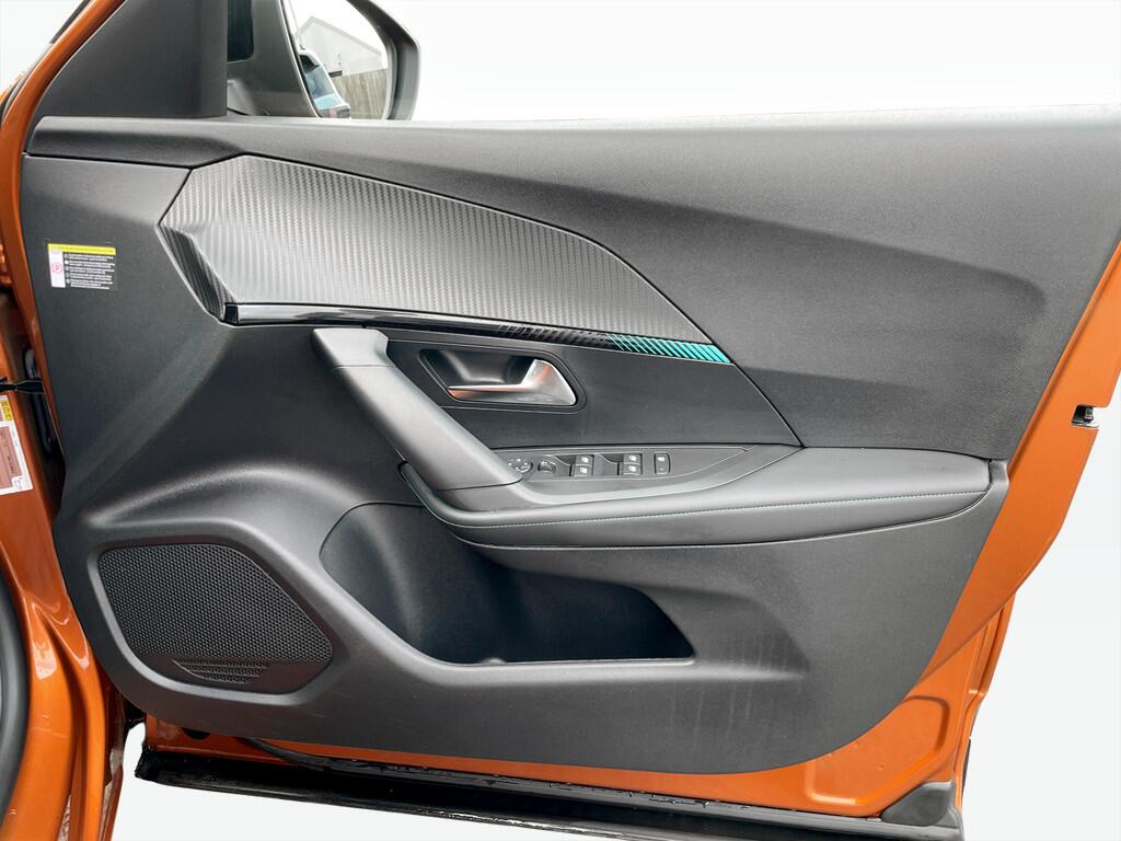 Used Peugeot 2008 2023 for sale - 76246845: Photo 8