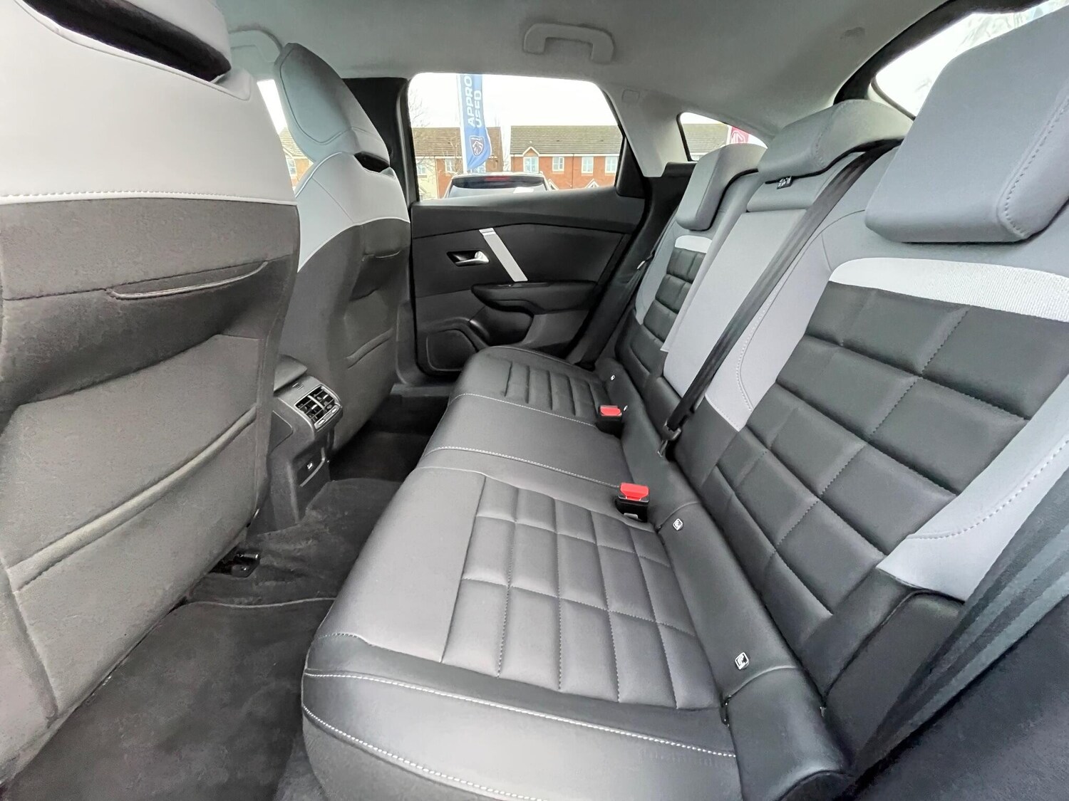 Used Citroen e-C4 2025 for sale - 77081647: Photo 63