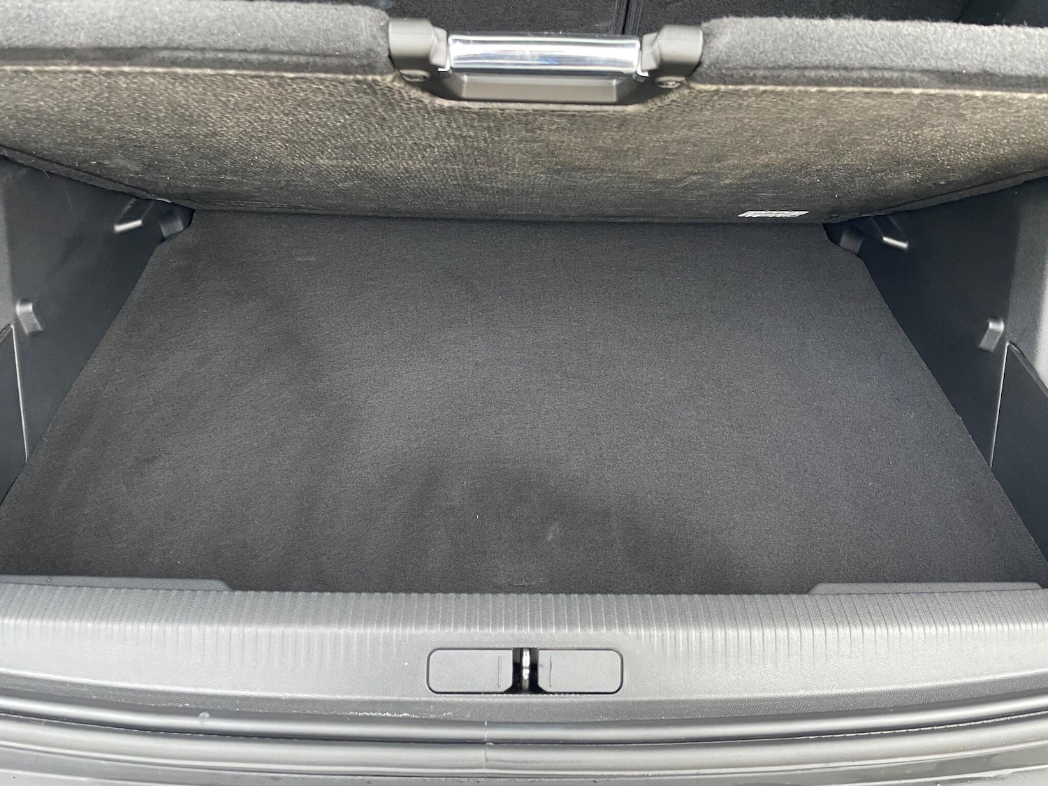 Used Peugeot 2008 2020 for sale - 76633466: Photo 35