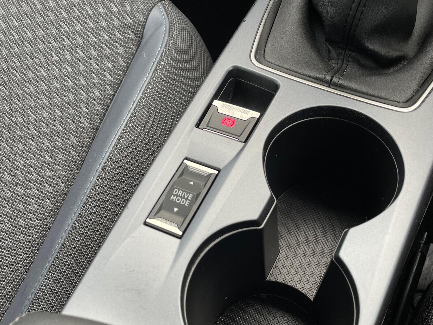 Used Peugeot 2008 2020 for sale - 76633466: Photo 56