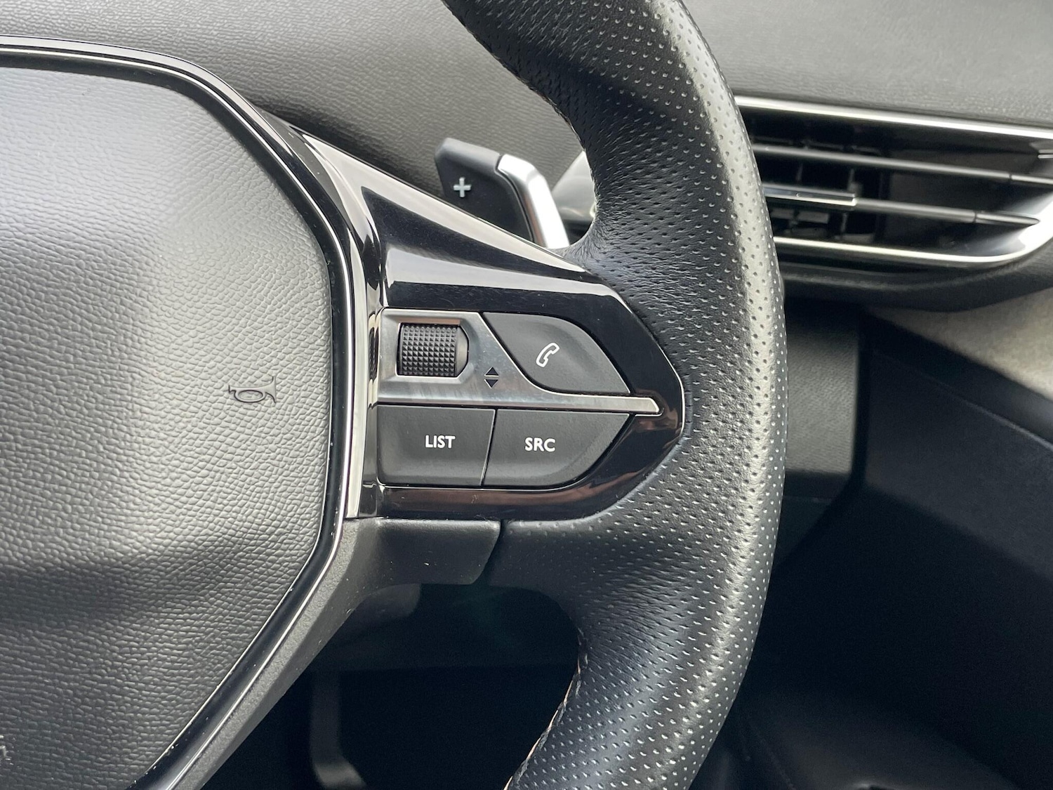 Used Peugeot 3008 2021 for sale - 76584360: Photo 45