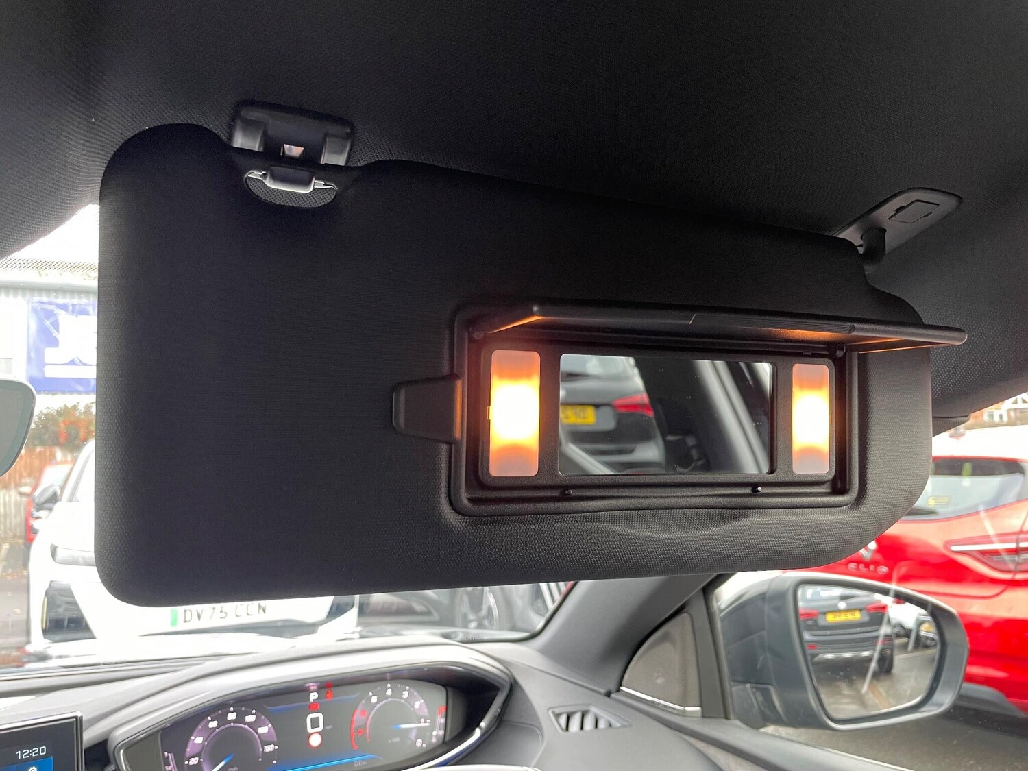 Used Peugeot 3008 2021 for sale - 76584360: Photo 60