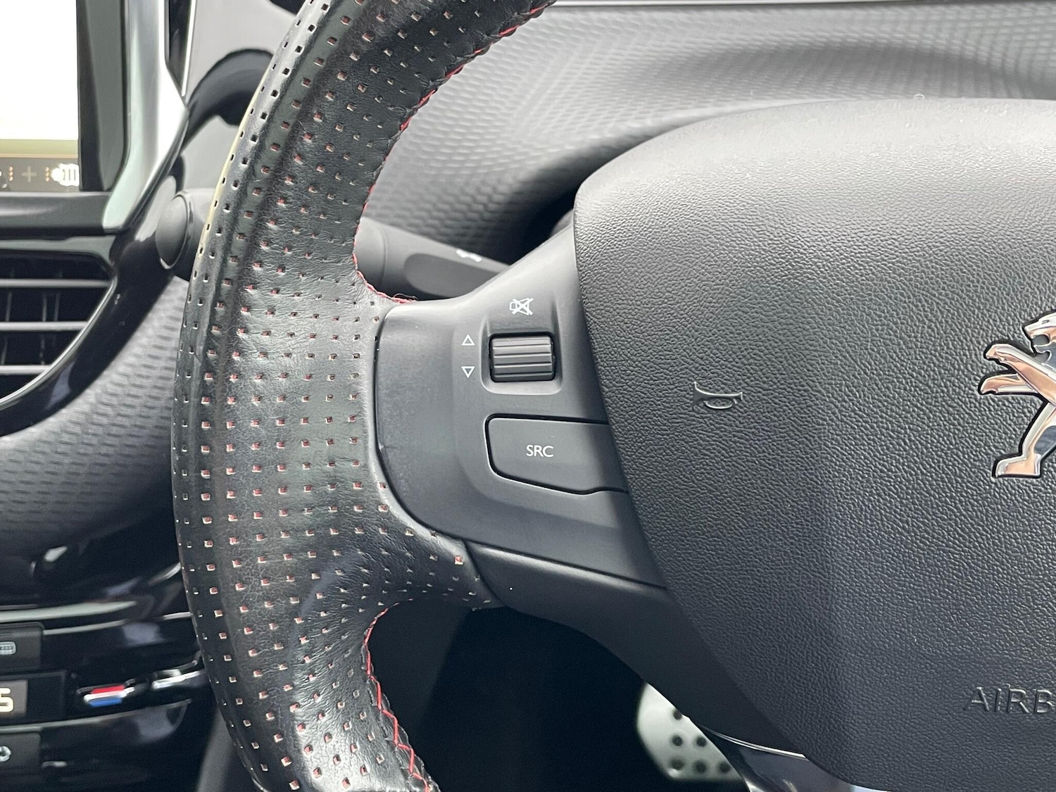 Used Peugeot 2008 2019 for sale - 76715013: Photo 40