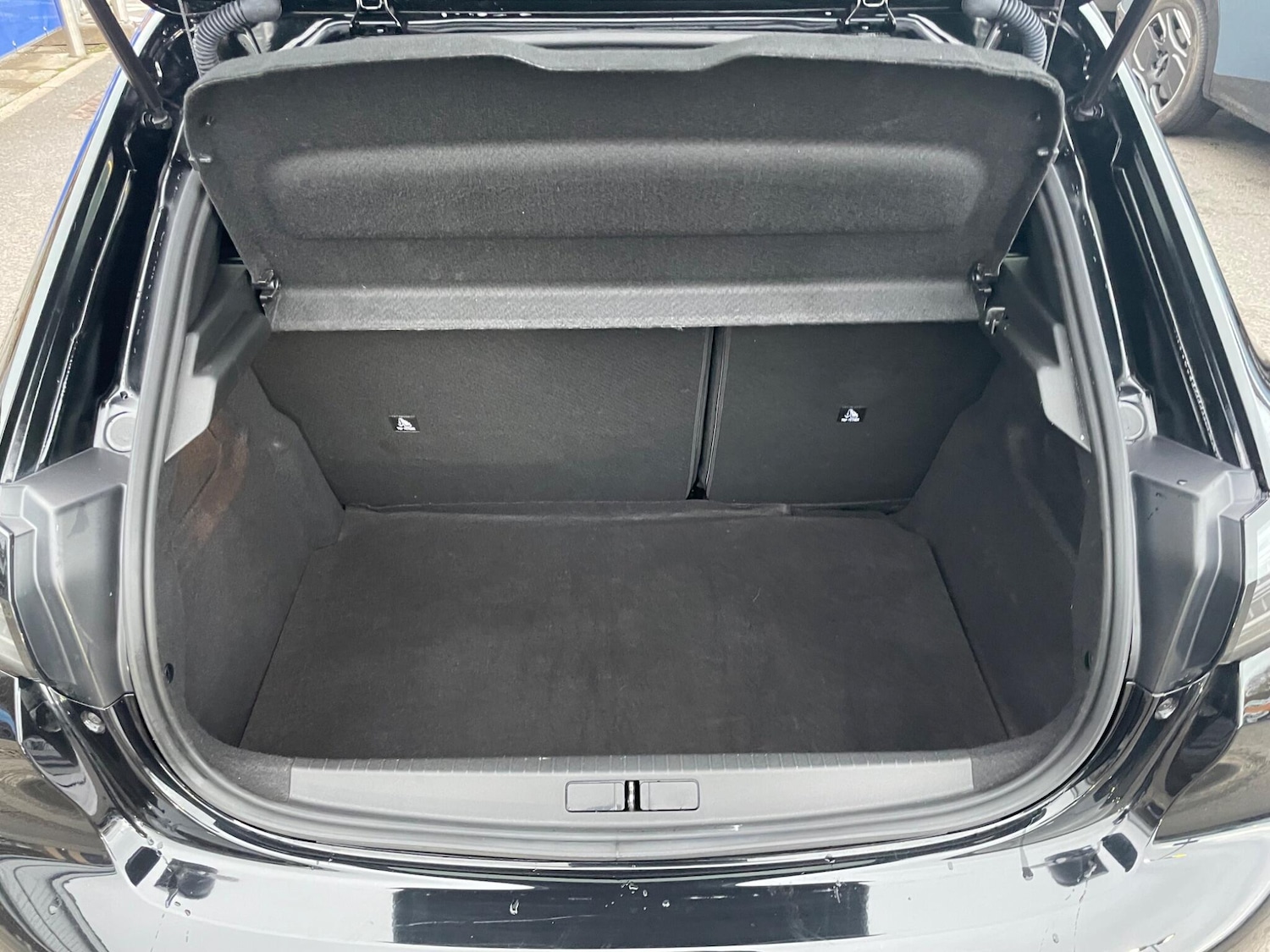 Used Peugeot 208 2024 for sale - 76200708: Photo 32