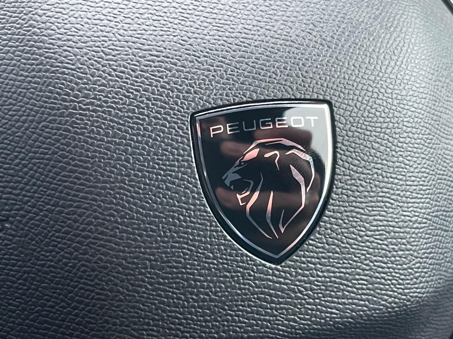 Used Peugeot 208 2024 for sale - 76200708: Photo 40