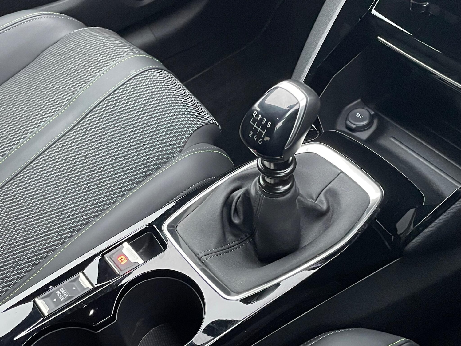 Used Peugeot 208 2024 for sale - 76200708: Photo 49