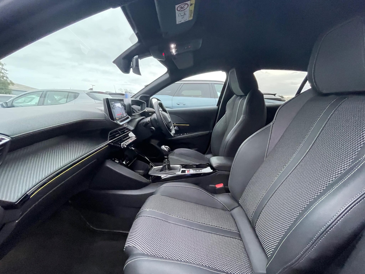 Used Peugeot 208 2024 for sale - 76200708: Photo 51