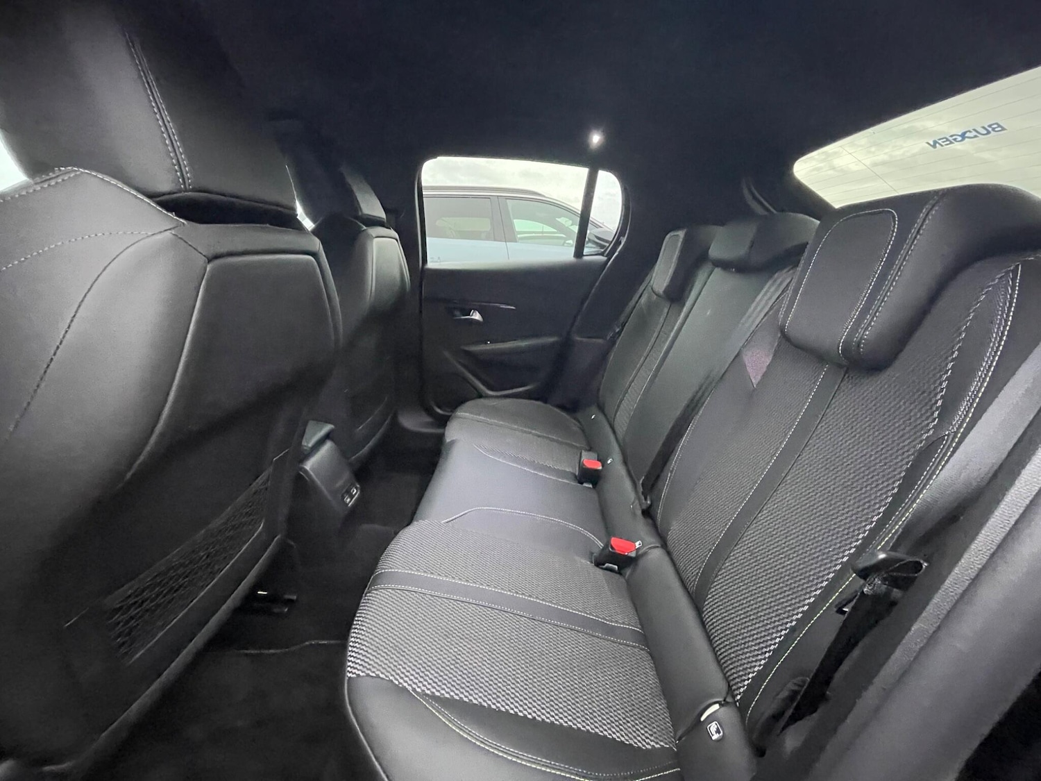 Used Peugeot 208 2024 for sale - 76200708: Photo 52