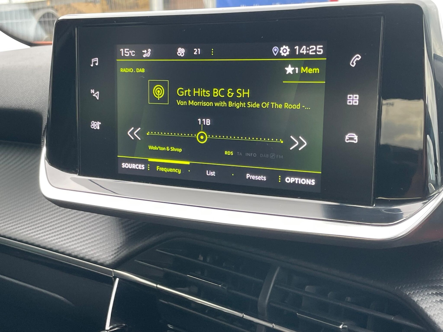 Used Peugeot 2008 2021 for sale - 76409224: Photo 40