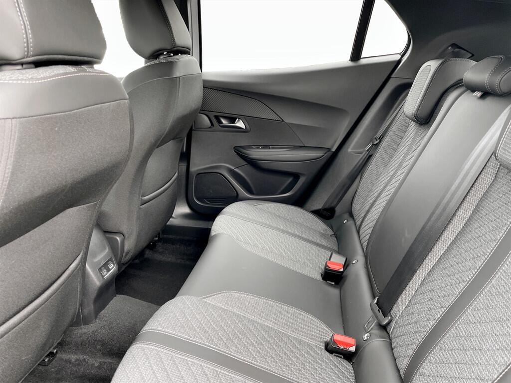 Used Peugeot 2008 2023 for sale - 76041771: Photo 16