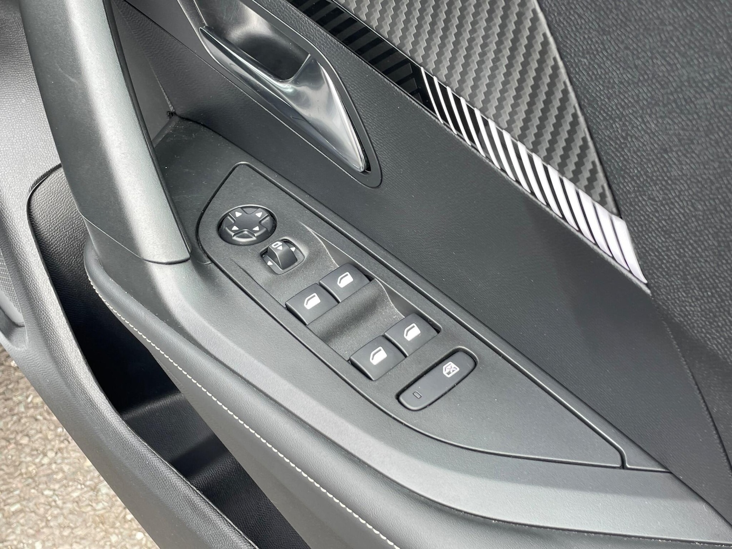 Used Peugeot 2008 2023 for sale - 76041771: Photo 37