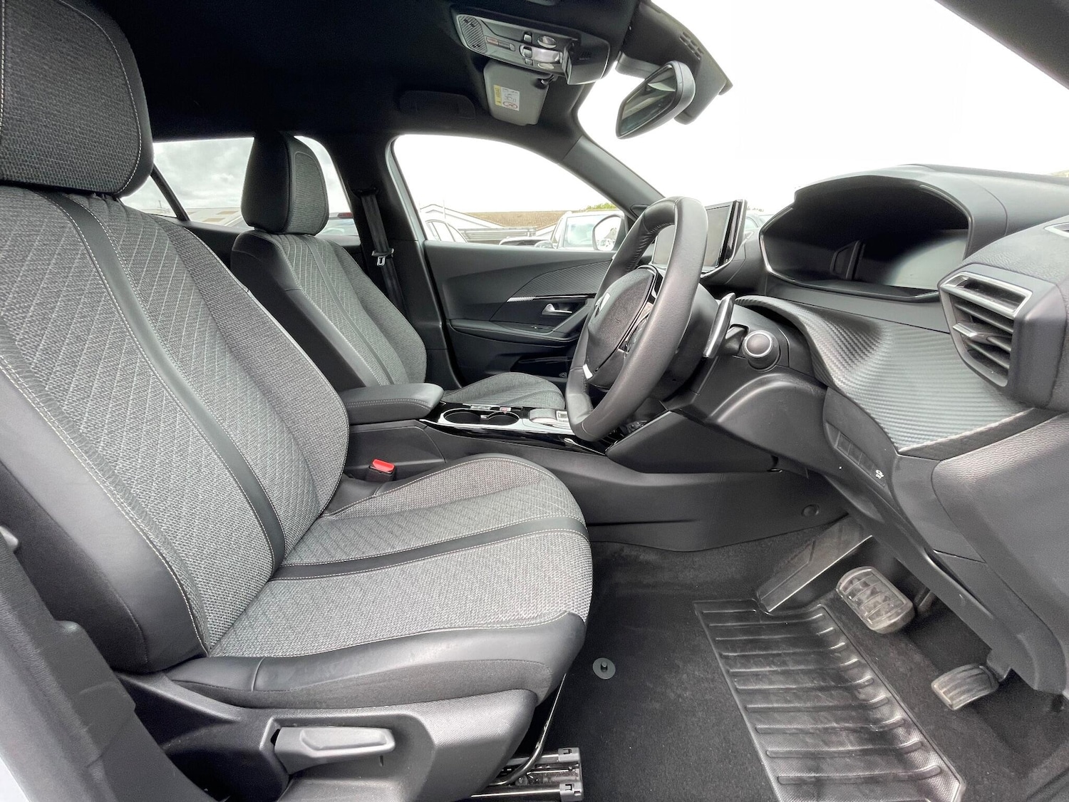 Used Peugeot 2008 2023 for sale - 76041771: Photo 39
