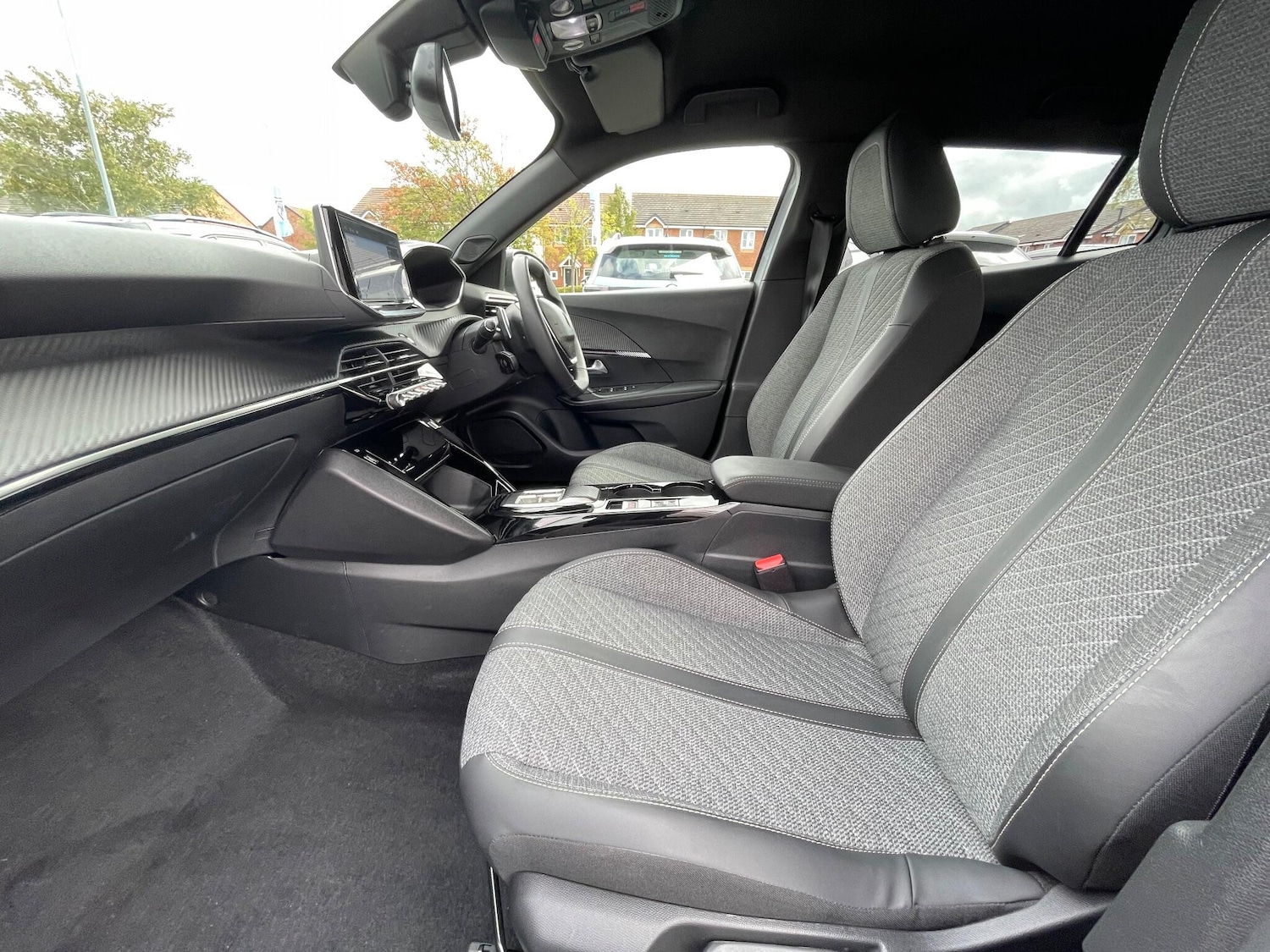 Used Peugeot 2008 2023 for sale - 76041771: Photo 59