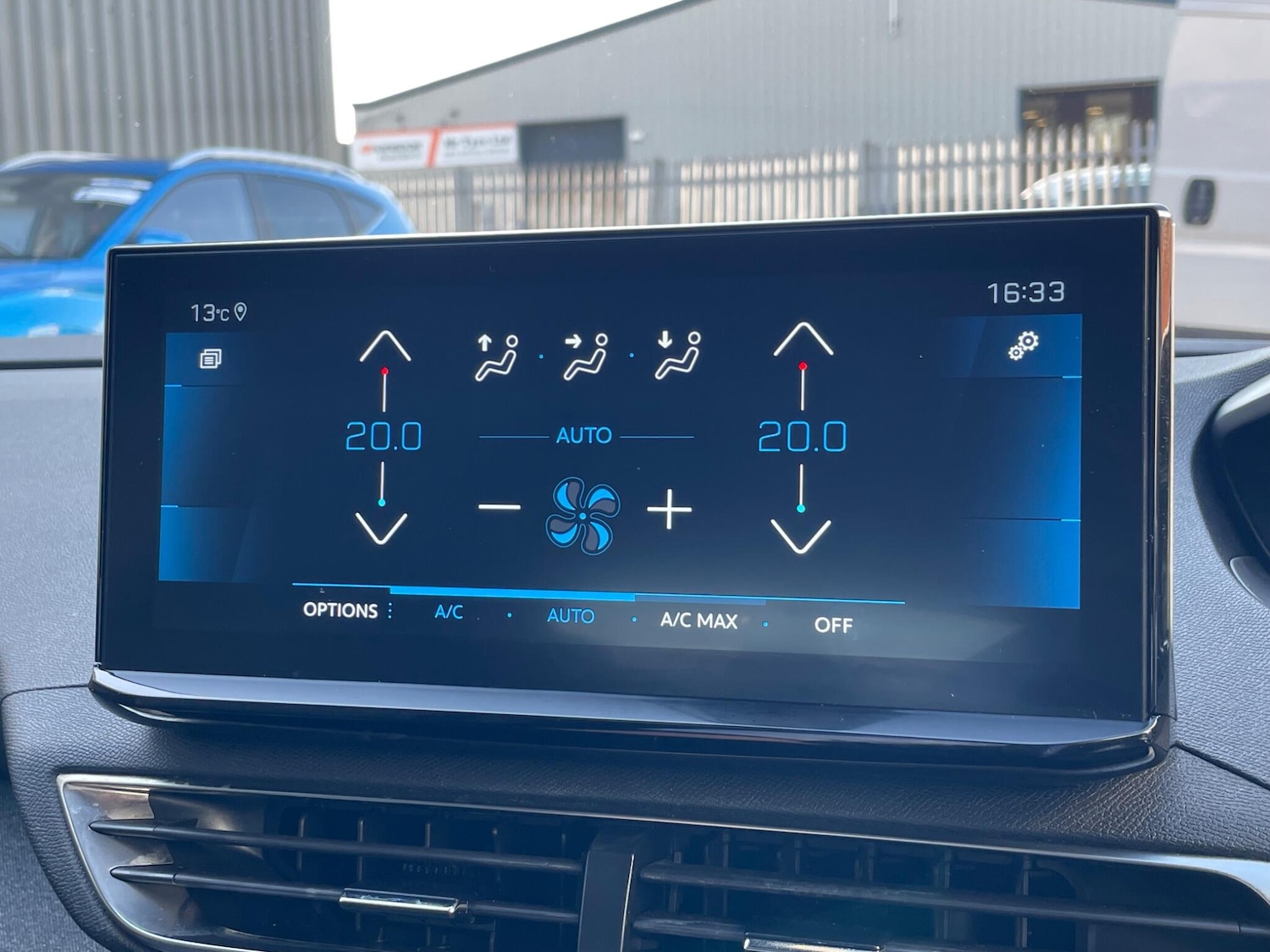 Used Peugeot 3008 2022 for sale - 77279020: Photo 51