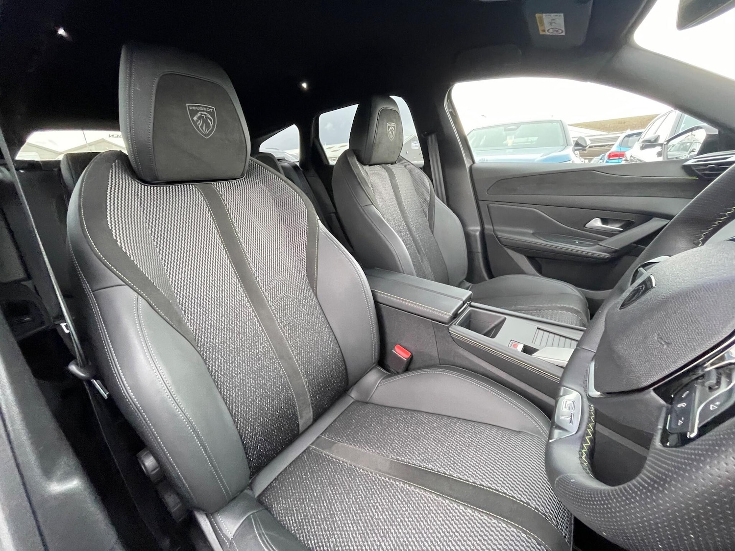 Used Peugeot 308 2025 for sale - 76996850: Photo 36