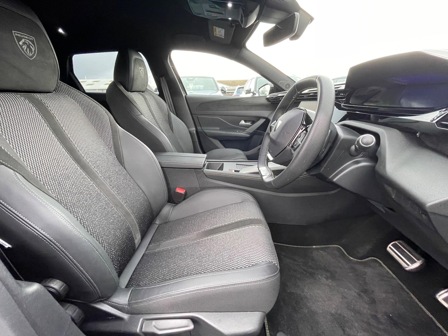 Used Peugeot 308 2025 for sale - 76996850: Photo 37