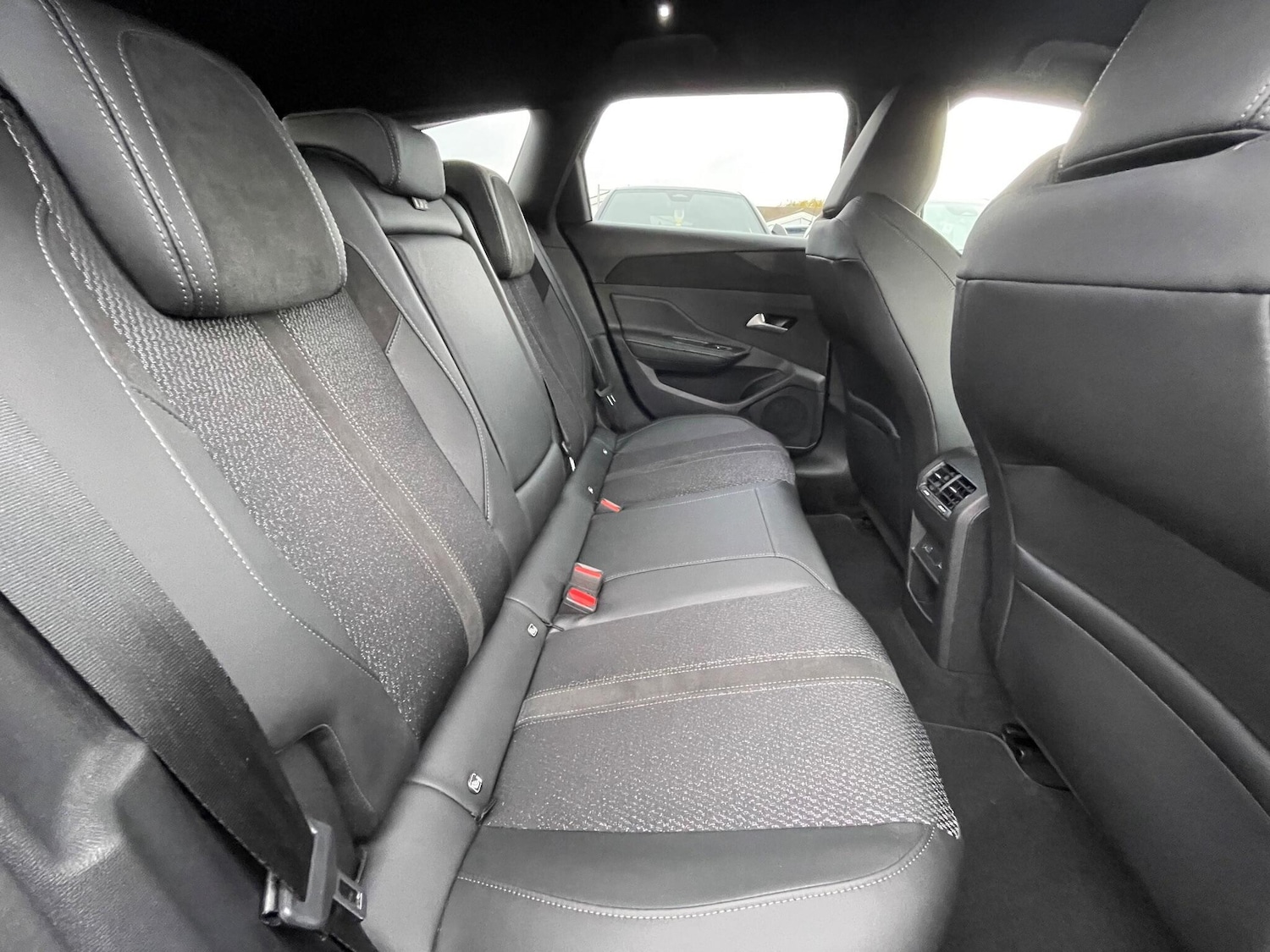 Used Peugeot 308 2025 for sale - 76996850: Photo 62