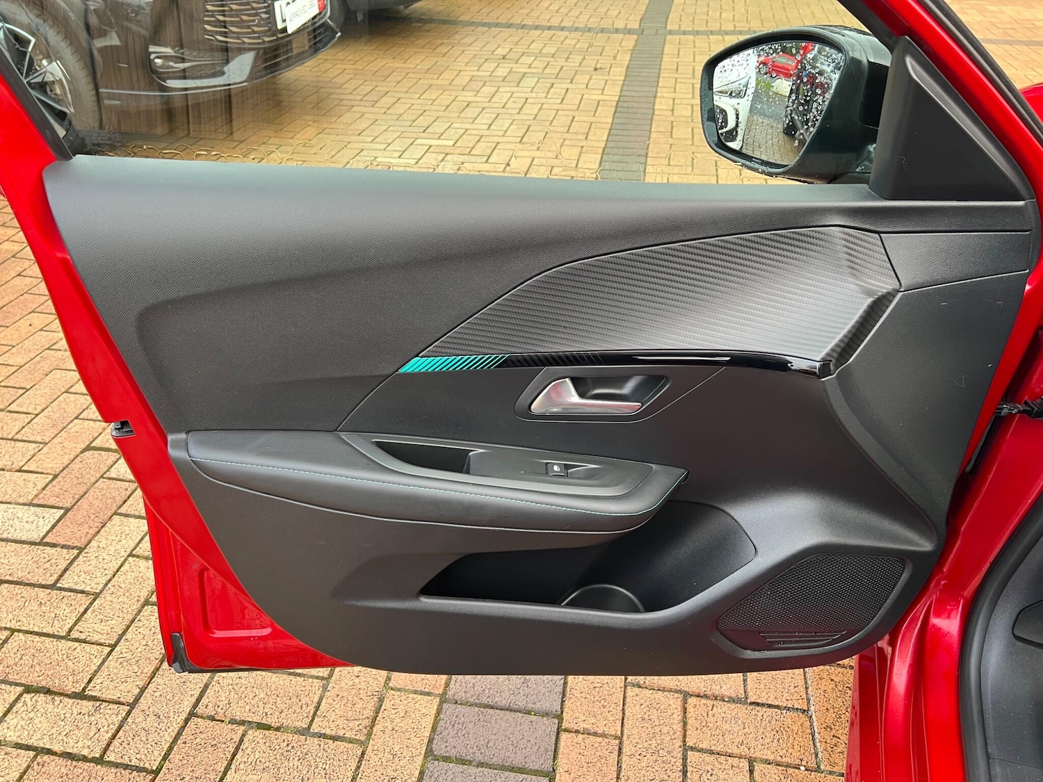 Used Peugeot 208 for sale - 77852872: Photo 32