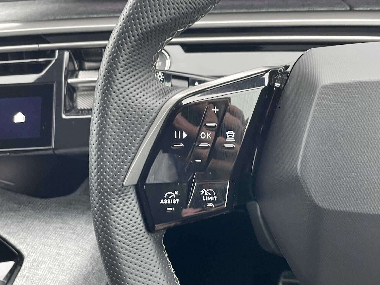 Used Peugeot 3008 2025 for sale - 76499839: Photo 42