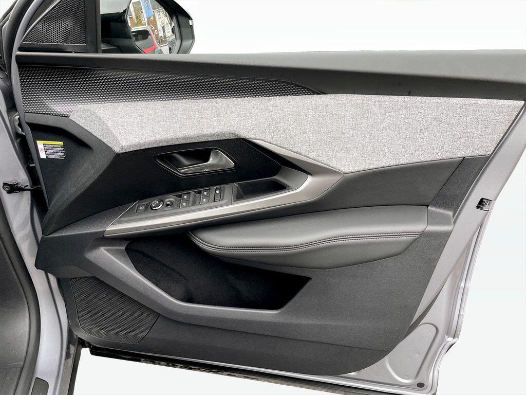 Used Peugeot 3008 2025 for sale - 76499839: Photo 8