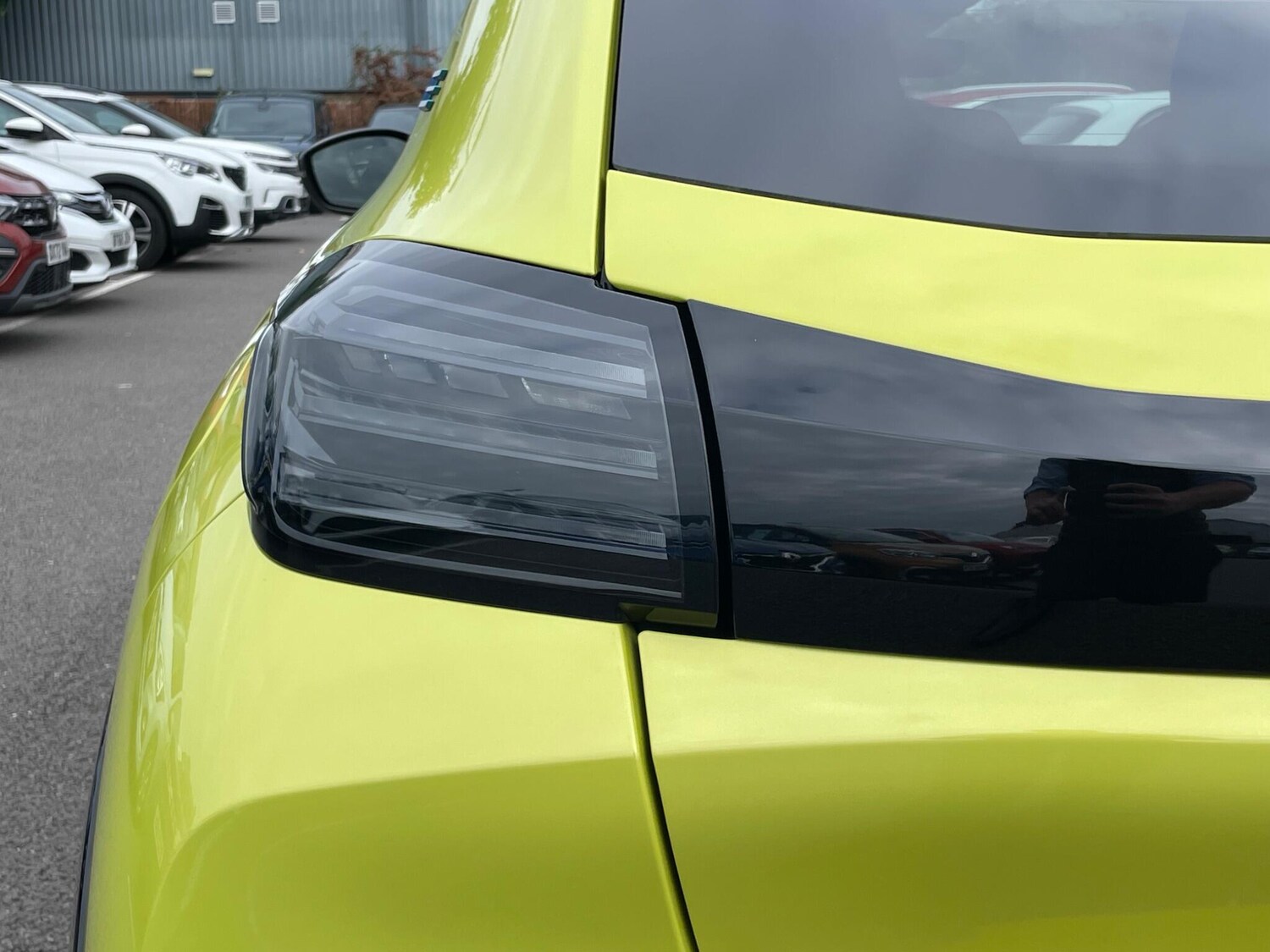 Used Peugeot E-208 2024 for sale - 75769235: Photo 28